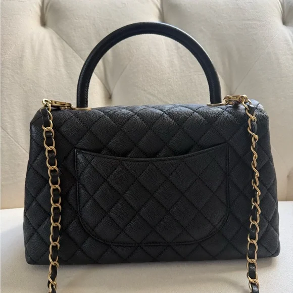 Coco CHANEL Black Caviar Top handle with Gold Accents - Picture 4 of 11